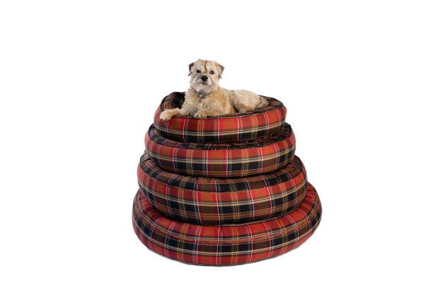 NEW_-_Canine_Styles_-_Cotton_Canvas_-_Maclachlan_red_Plaid_-_Dog_Bed_5_CS_White_BackgroundCA1_3451